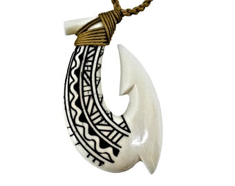 Hawaiian Jewelry Black Tattoo Buffalo Bone Makau Fish Hook Hawaii Necklace From Maui Hawaii