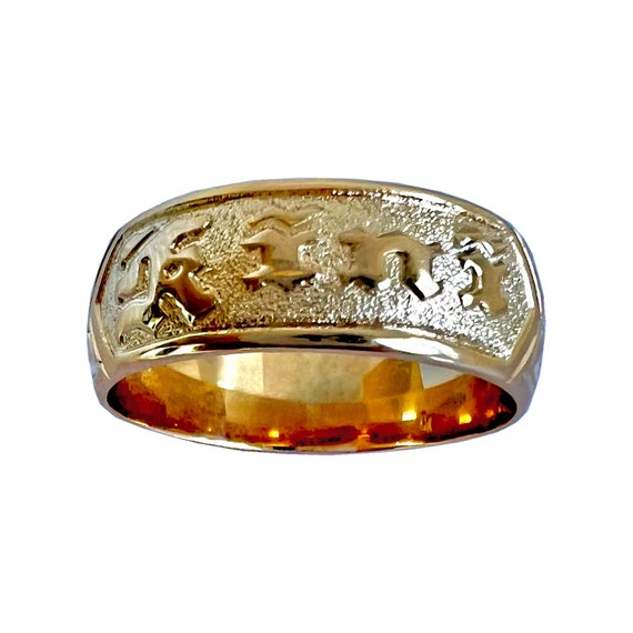 Hawaiian Heirloom Jewelry Custom 14K Gold Barrel Ring With Your