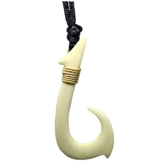 Hawaiian Jewelry Hand Carved Large Hawaiian Bone Fish Hook Hawaii Pendant  From Maui Hawaii