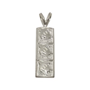 Hawaiian Heirloom Jewelry Sterling Silver Honu Sea Turtle 8mm Width Vertical Pendant from Maui, Hawaii