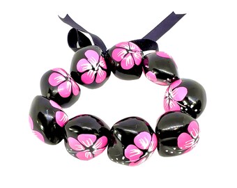 Hawaiian Jewelry Hand Painted Pink Hibiscus Flower Kukui Nut Elastic Bracelet from Maui, Hawaii