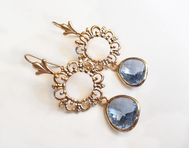 Earrings gold plated Lace Blossoms water blue sapphire blue