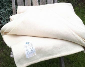Vintage CC41 Utility Blanket WWII Cream