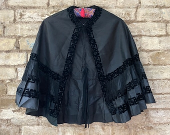Victorian Silk Taffeta Mourning Cape