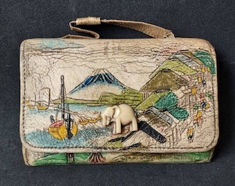 1930s Embossed Leather Clutch Bag Japan