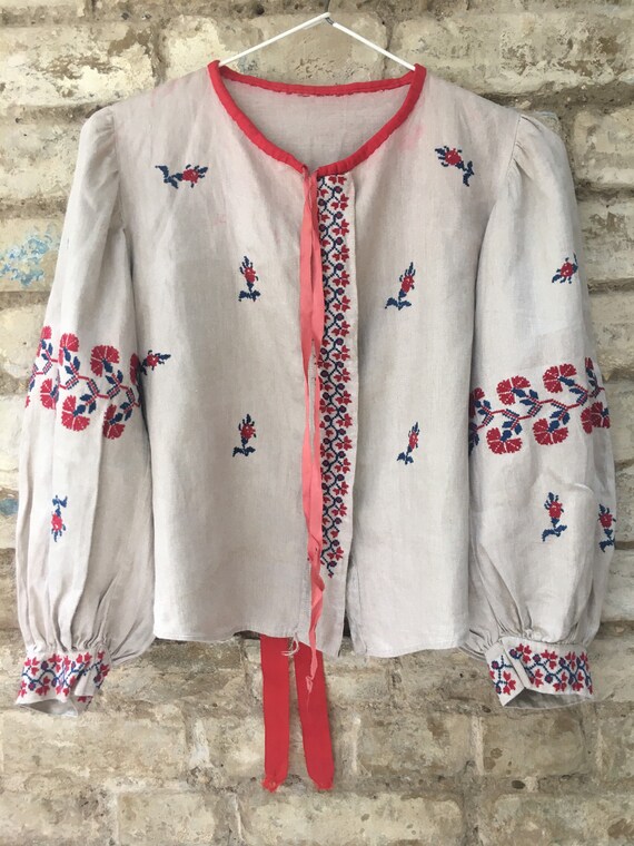 Antique Ukranian Hand-embroidered Linen Blouse Ja… - image 6