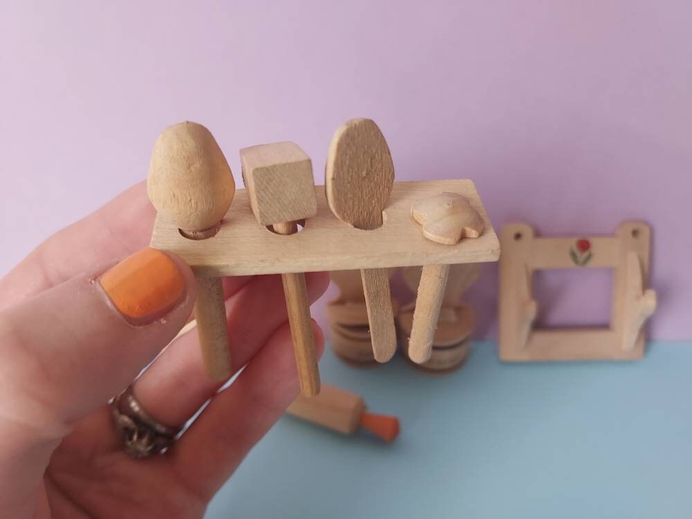 Antico Utensile Da Cucina In Miniatura Per Casa Delle Bambole - Scala 1:12, Legno