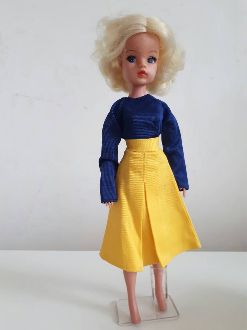 Vintage Sindy Poncho 1971