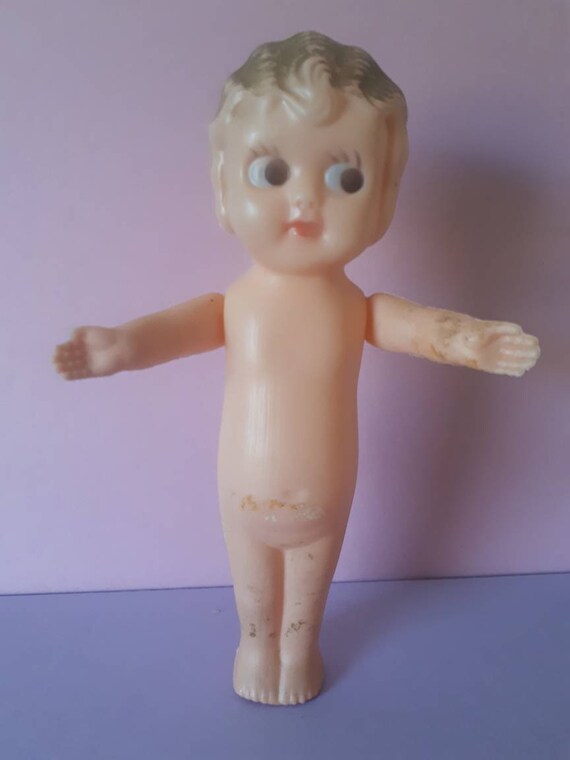 kewpie doll eyes