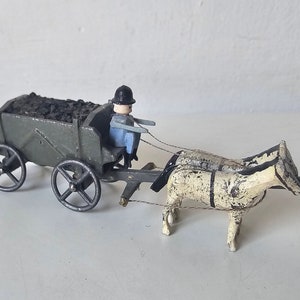 Miniatur Erzgebirge Pferd und Kohlenkarren