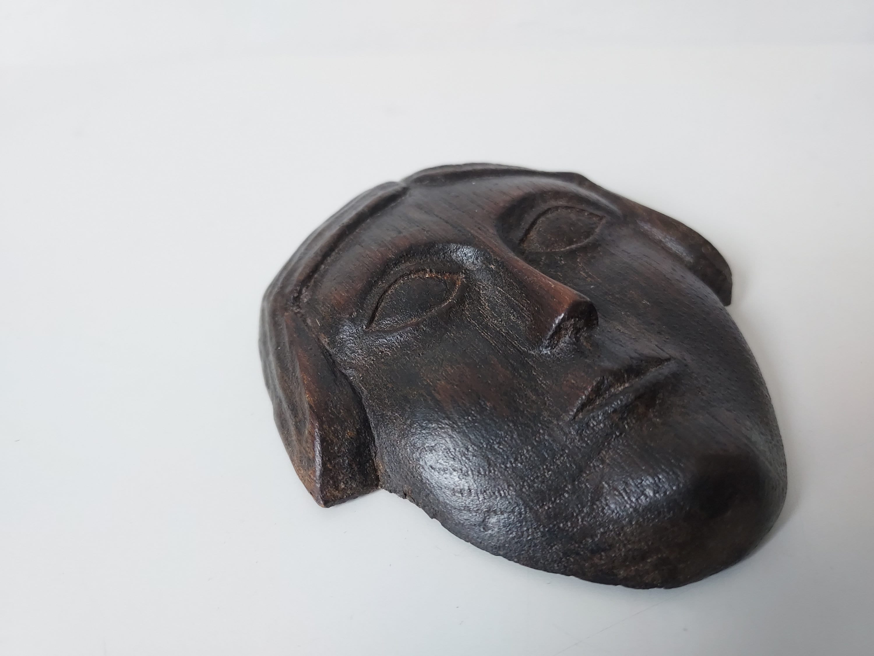 彫刻された木製の顔 - Etsy 日本