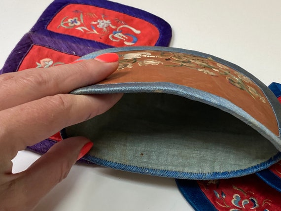 Antique Chinese Silk Embroidered Coin Purses - image 5