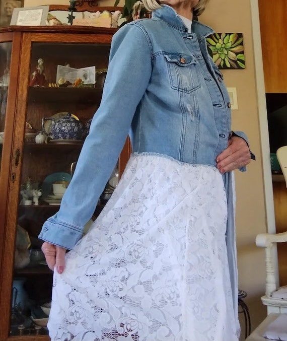 vintage silk wedding dresses Heavenly Antique 1930’s Liquid Charmeuse Gown with a Stunning Cathedral Train Alencon Lace Shoulder and Collar Detail MAR26WK1 Free People Fia Mini Color:Ice Blue/Multi None Sleeve Type