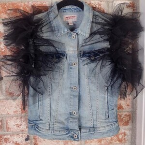 Tulle Collar and Work Denim Shirt Jacket