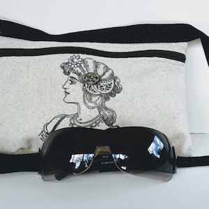 Fanny Pack, bumbag, dogwalking, hiking, biking, travel, coin purse, vintage,  cosmetic bag, accessory, chic, stylish, shopping