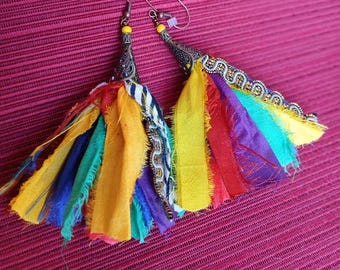 Sari Silk Earrings, Sari Earrings, Sari Tassel Earrings, Boho Sari Earrings, Hippie Earrings, India Sari Silk earrings, Drop Earrings