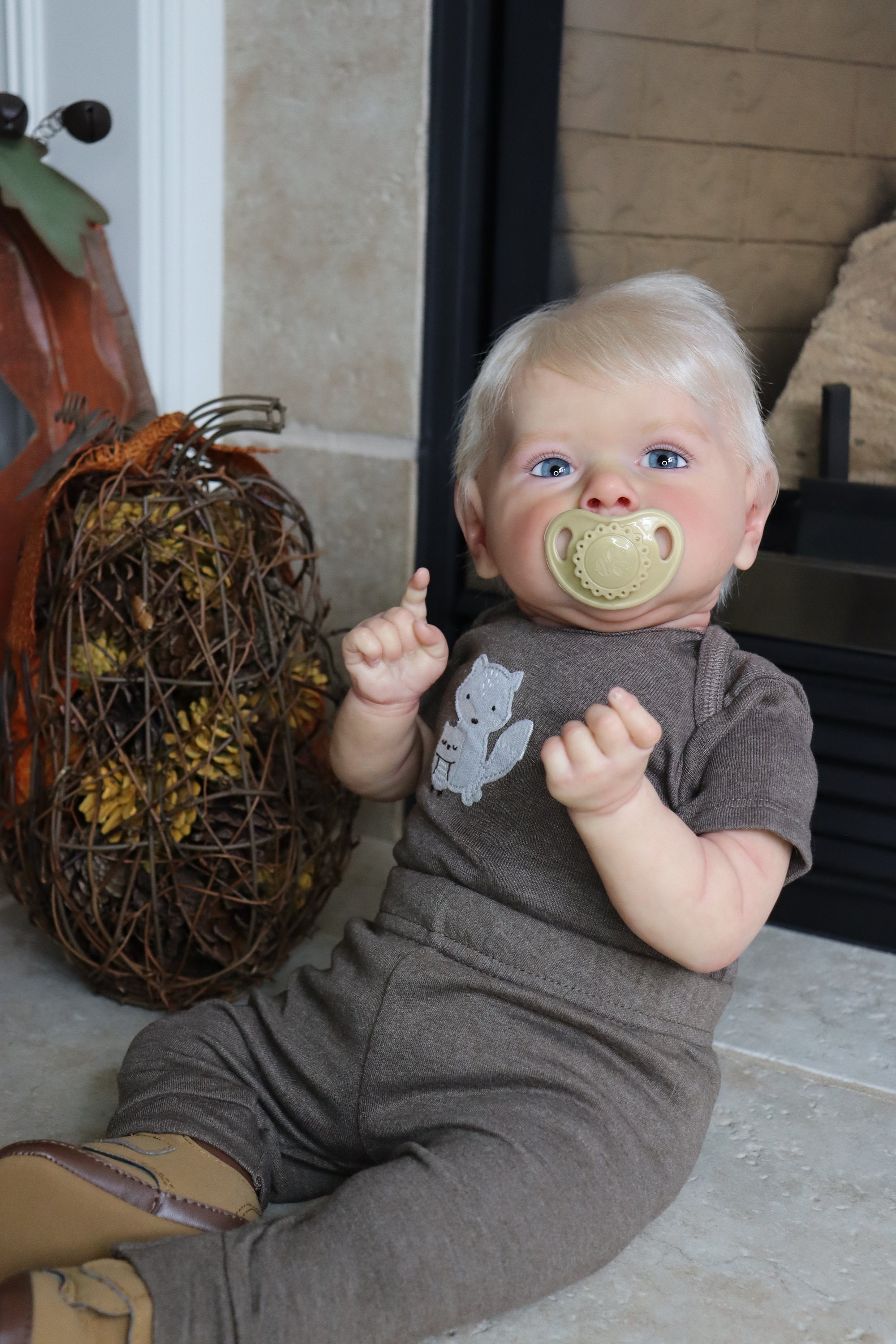 カスタムリボーンドール「サスキア」：男の子用または女の子用（ミア