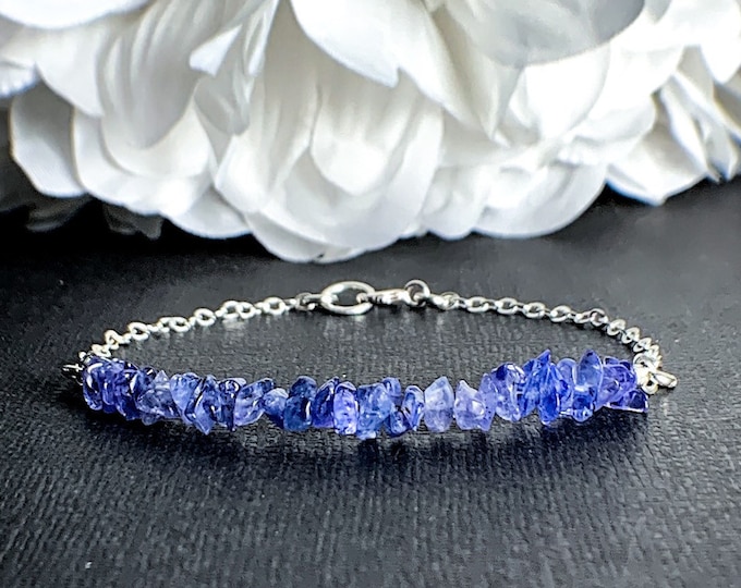 Tanzanite Empath Protection Bracelet - Calming Bracelets, Gift for Her, December Birthstone, Emapth Anxiety, Healing Crystals, Her Gift