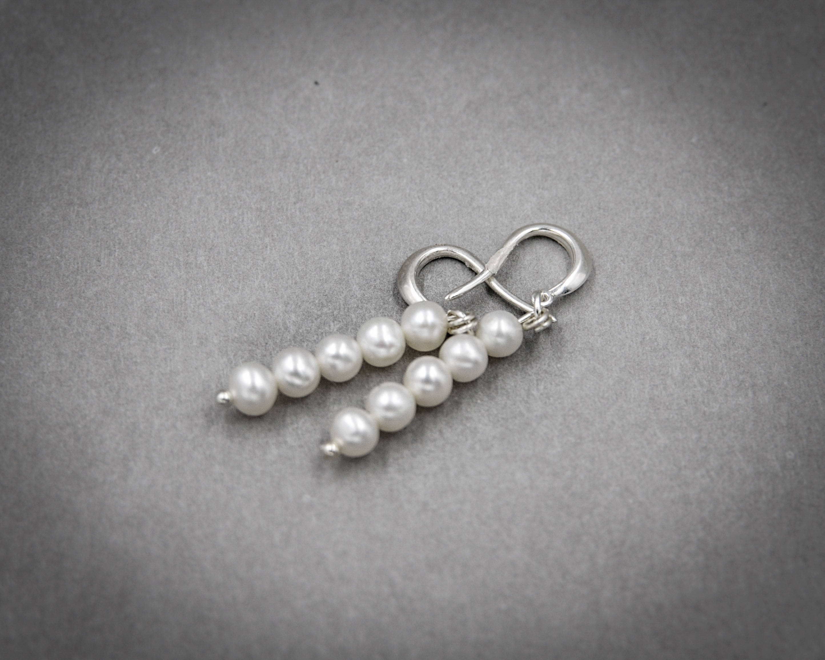 small pearl earrings real