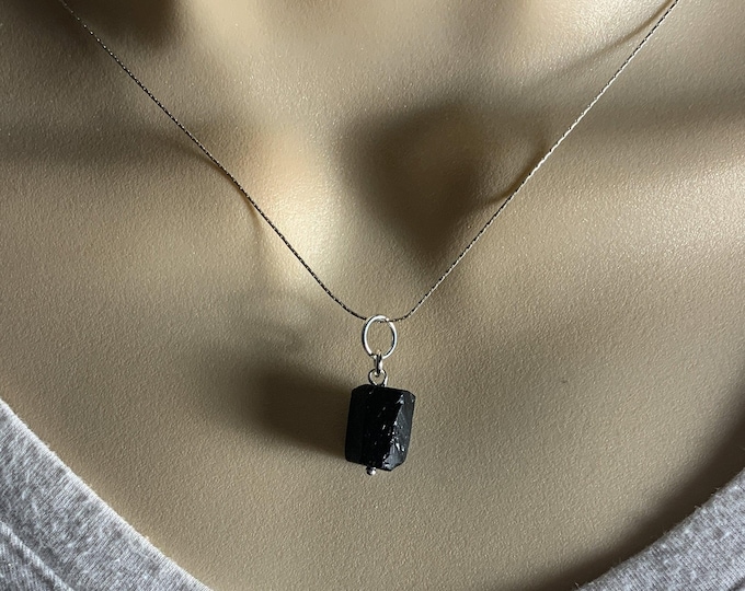 Black Tourmaline Pendant Necklace Raw Crystals Sterling Silver Crystal Choker, Protection, Calming Best Friend Gift, Gifts for Women