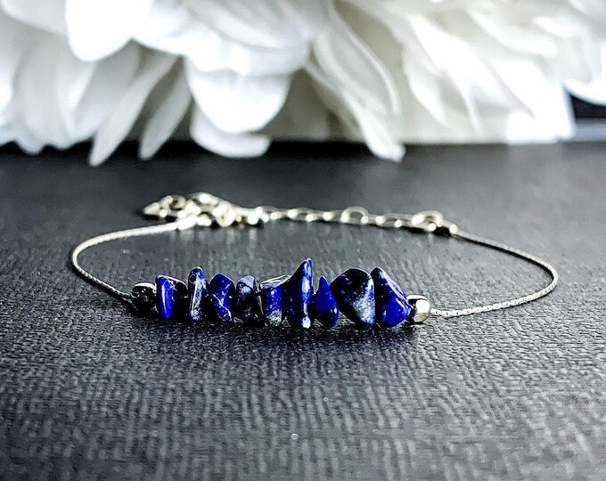 Lapis Lazuli gemstone bracelet, Lapiz lazuli raw gemstone jewelry, minimalist blue healing crystals ankle bracelet anklet gift for women