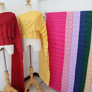 Pleated Jacquard Sabai Shawl: Traditional Thai Lao Khmer Sash