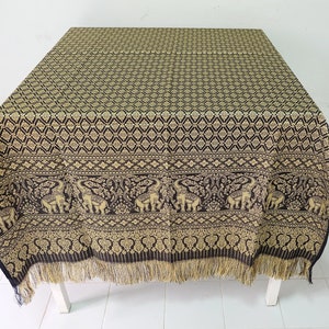 Thailändskt elefantbrokadtyg: Duk, sjal, heminredning (100x180 cm)