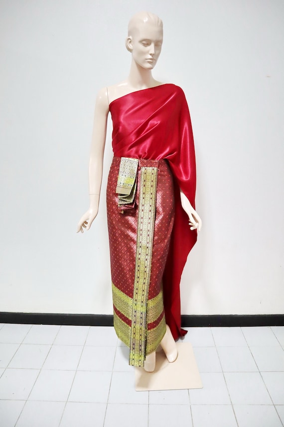 Robe traditionnelle tha landaise khm re rouge or jupe
