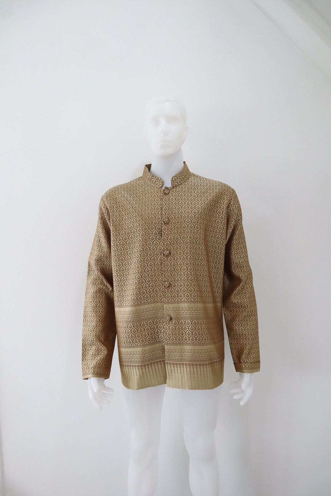 Camisa masculina tradicional tailandesa/laosiana/khmer bege