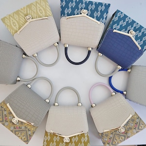 Brocade Wristlet Bag: 3-in-1 Crossbody Handbag with Button Closure