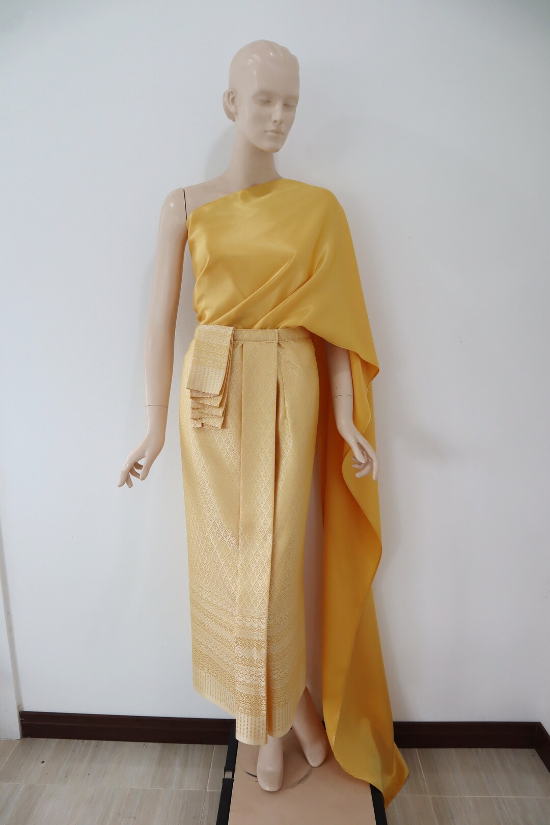 Lace Midi Skirt | Made in Thailand | 6-10 main image 1