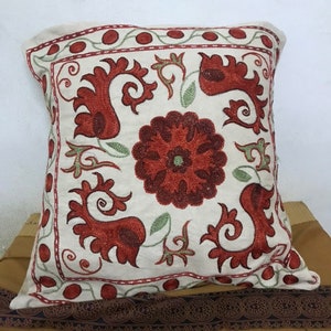 Vintage suzani pillow cover handmade embroidery Bohemian Uzbekistan Cushion Home Sofa Room Decor Red Yoga A Tribal Couch Case ethnic Uzbek