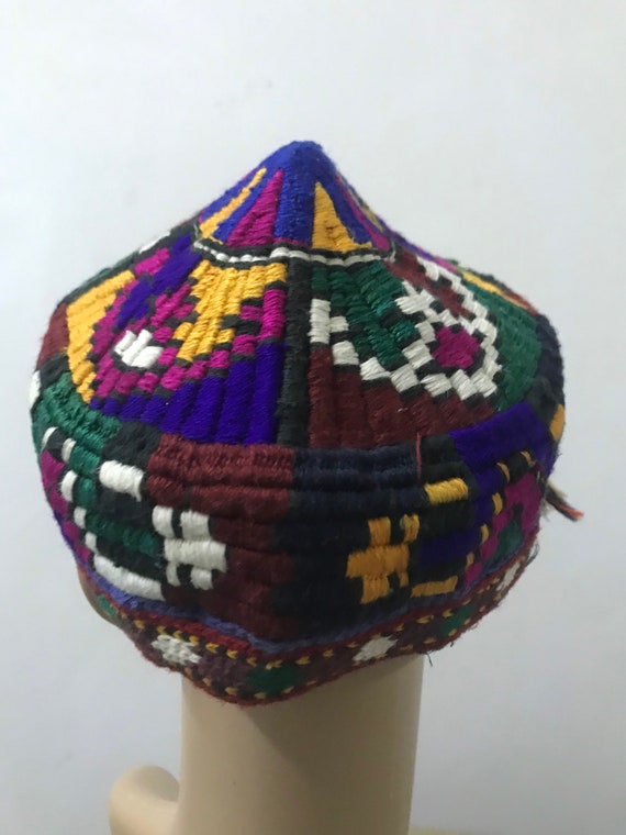 Ethnic Uzbek Hat Uzbekistan Muslim Cap Embroidery Suzani Kilim Beanie  Vintage Headgear Aimaq Tribal Size 22-23 Men Women 