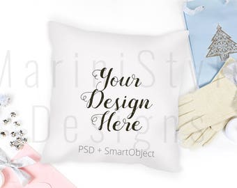 Download Free Christmas Pillow Mockup, Pillow Template, Holiday Styled Stock Photography, Throw Pillow Stock Photo, Stock image, PSD, Smart Object, 596 PSD Template