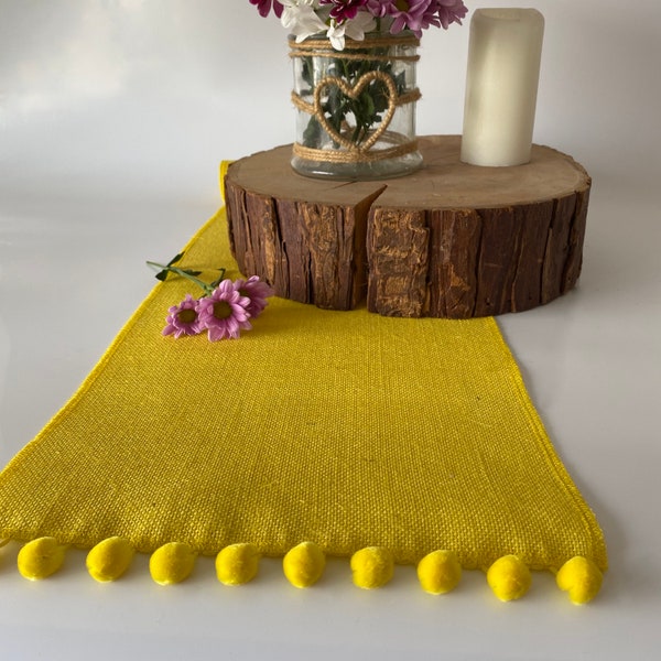 Chemin de table en toile de jute jaune citron avec bordure à pompons pour table à manger, célébrations de Pâques ou de mariage, événements printaniers ou de Pâques