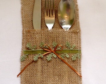cutlery pouch wedding cutlery holder Set of 2 modern macram\u00e9 off-white cutlery silverware pockets cutlery holders with natural sea shells