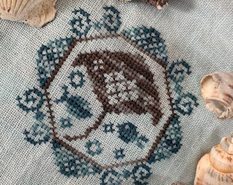 Quirky Quaker: Stingray - PDF Pattern - Cross Stitch - Darling & Whimsy Designs