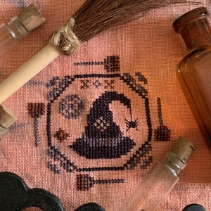 Quirky Quaker: Witch Hat - PDF Pattern - Cross Stitch - Darling & Whimsy Designs