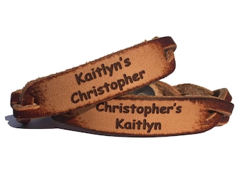 Juego de pulseras de cuero grabadas con nombres personalizados para parejas