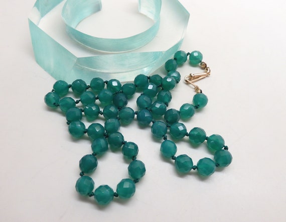 Wonderful 21 Inch Emerald Green Faceted Chrysopra… - image 5