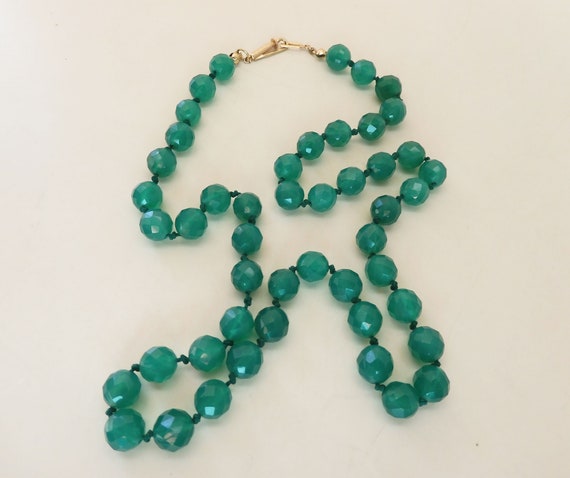 Wonderful 21 Inch Emerald Green Faceted Chrysopra… - image 2