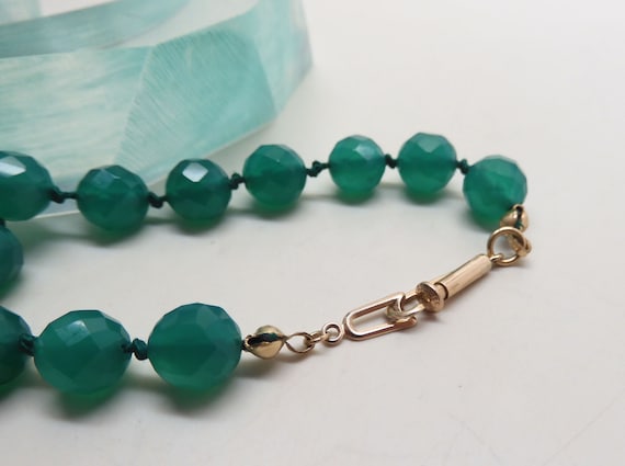 Wonderful 21 Inch Emerald Green Faceted Chrysopra… - image 10