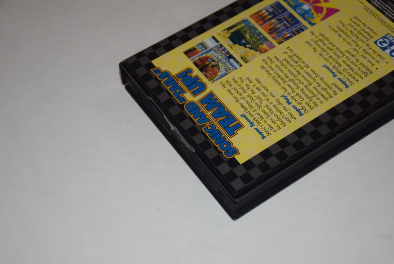 Sega Genesis System Bundle Complete With Sonic 2 Game Controllers RF AC Tested