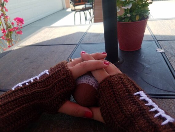 football fingerless gloves