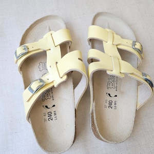 Unworn Birkenstock Yellow Sandals Size 37 (US 6-6.5) Made in Germany