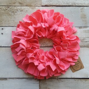 Salmon Pink Flannel Fabric Wreath 12&quot;, Pink Fabric Wreath, Cozy Pink Decor, Girls Room Decor
