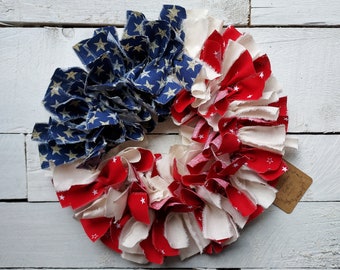 Rustic American Flag Wreath, Small Patriotic Fabric Wreath, Patriotic Farmhouse Wreath, Patriotic Wall Decor, Rag Wreath