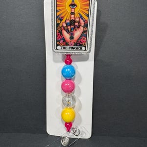 Mittelfinger Hippie Floral Evil Eye schwören schlechte Worte Skeleton Skull Mom Sassy Sarkasmus Tarot Karte Glitter Perlen Badge Reel Geschenk