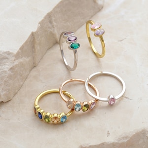14K Gold Birthstone Ring for Mom - Mothers Ring- Rings For Women - Personalized Gifts For Her / Personalized Jewelry / Handmade Jewelry