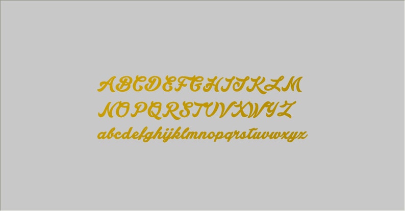 K&ouml;nnte beinhalten: Eine goldene Alphabetschrift mit Gro&szlig;- und Kleinbuchstaben. Die Buchstaben sind im Kursivschrift-Stil gestaltet.